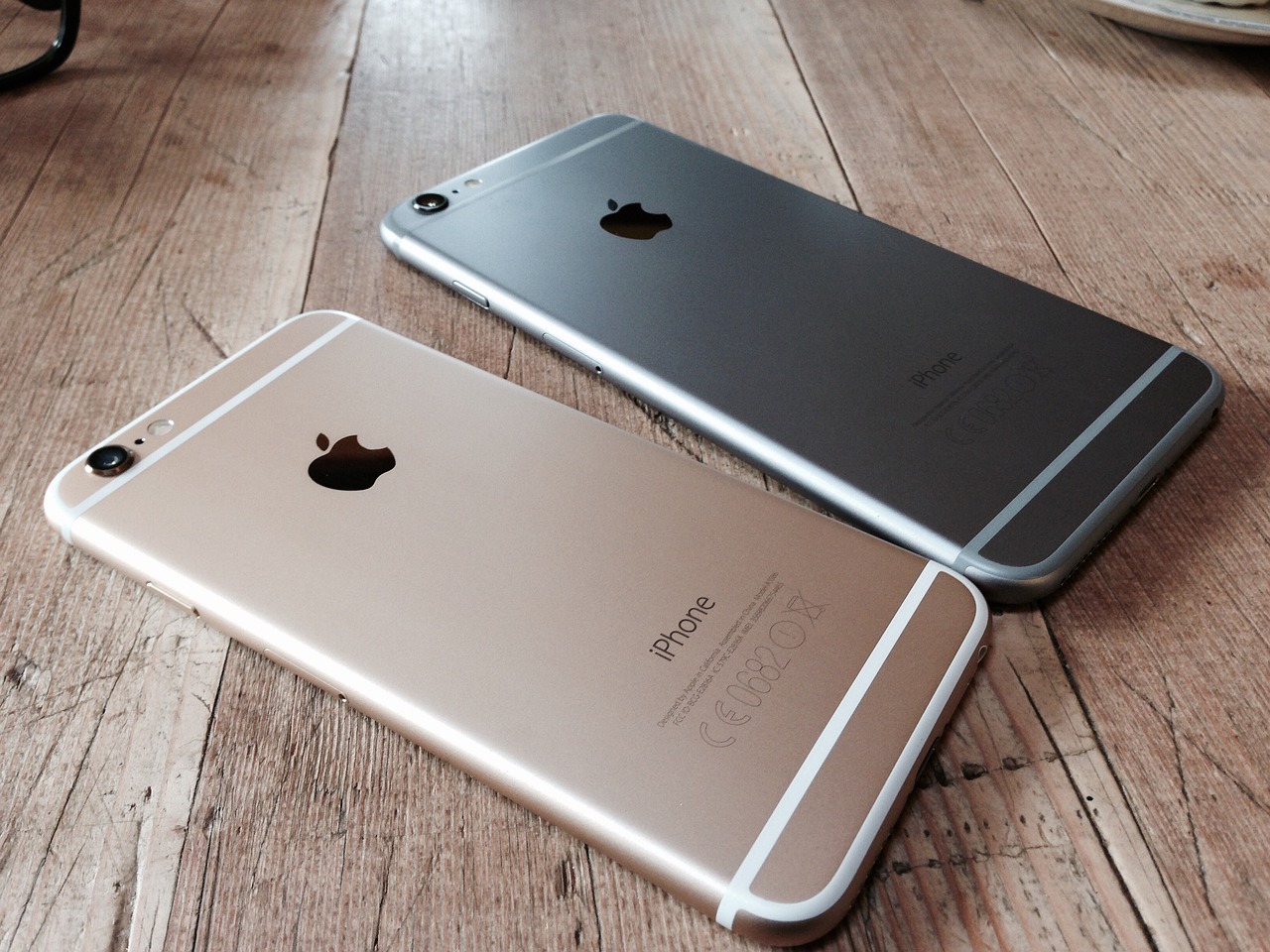 揭秘五月蘋果官網(wǎng)電池更換價(jià)格，讓你的iPhone電池?zé)ㄈ灰恍轮恍韪鼡Q新電池的價(jià)格揭曉！